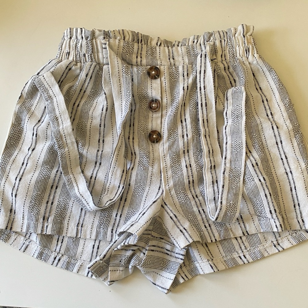 Sienna Sky High Waist Black and White Shorts